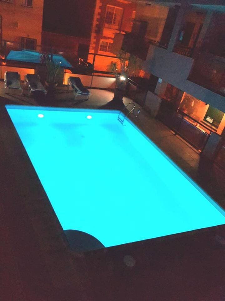 Foto 8 von 24: Apartment with Pool View