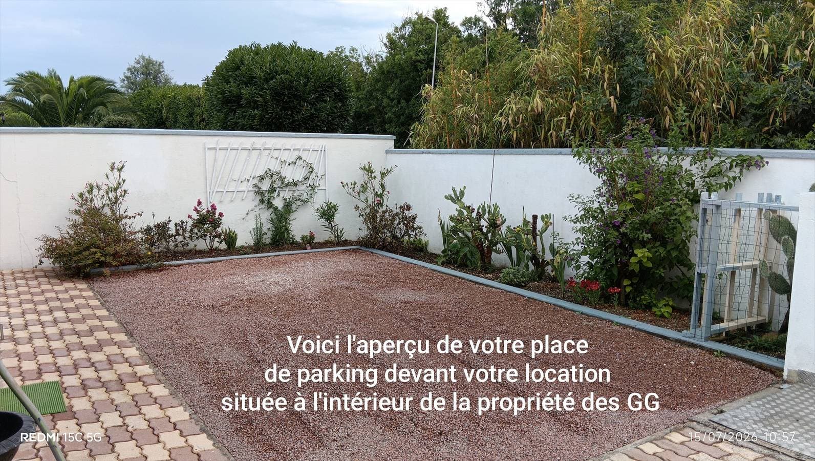 Foto 6 von 45: „Le Petit Appartement De Saint-Denis“ mit privater Terrasse, WLAN und Klimaanlage