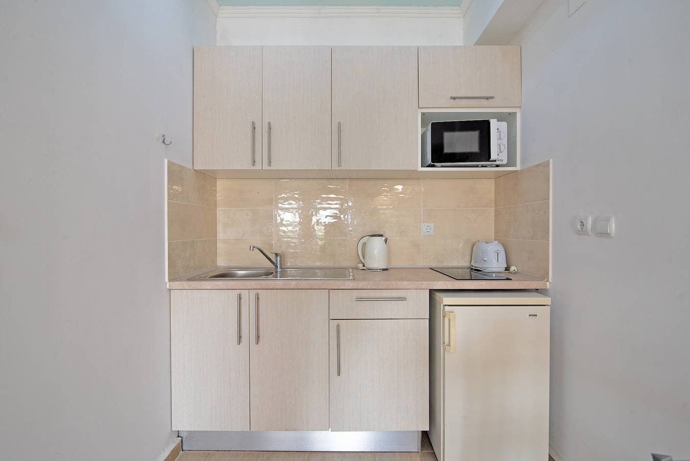 Foto 13 von 20: 'Andromaches Sea View Studio' mit Gemeinschaftspool, Balkon und WLAN