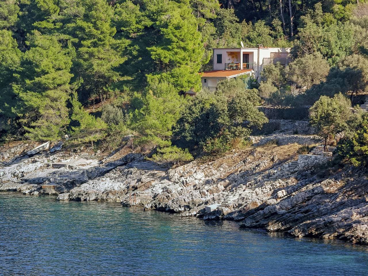 Črnja Luka 3 km von Prigradica: Zweifamilienhaus Dijana 1