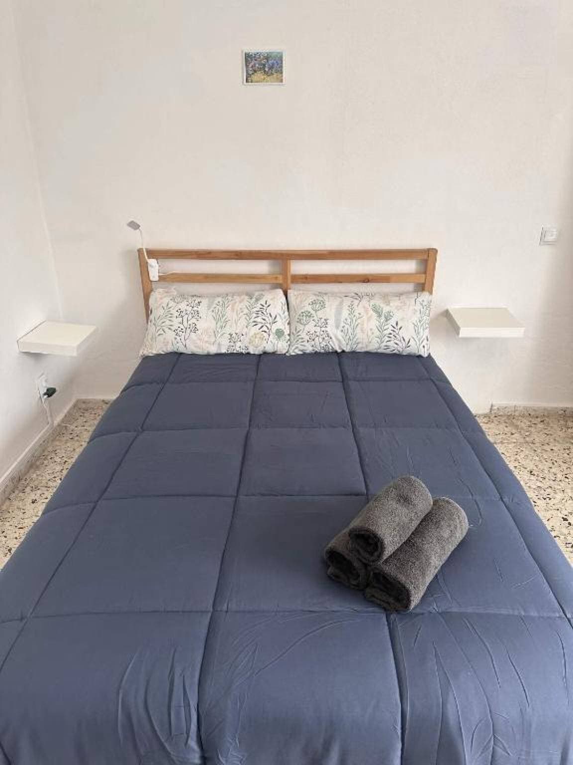 Foto 6 von 11: Ferienwohnung 'A' mit WLAN und Klimaanlage