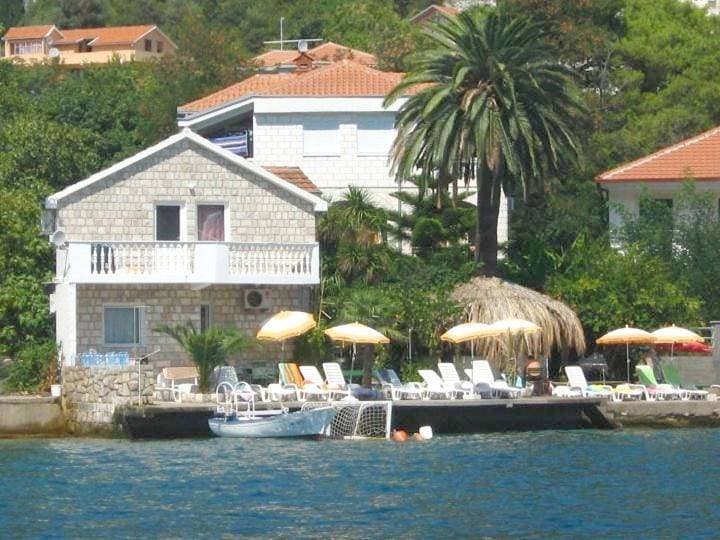Apartments Roza 1