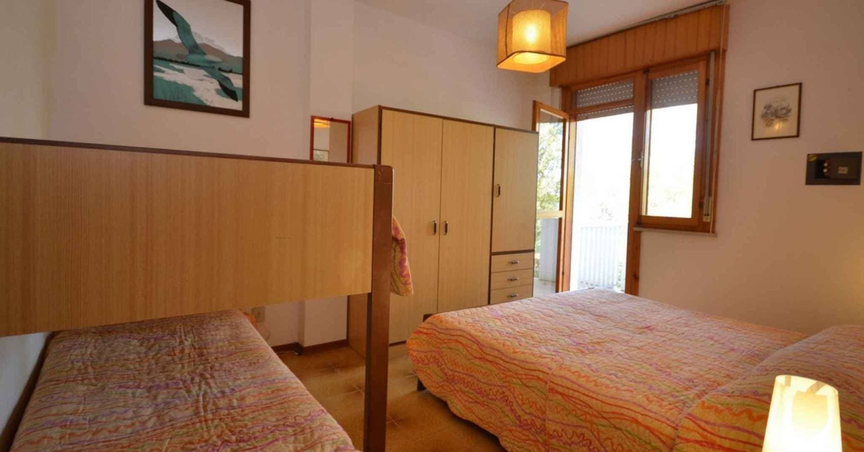 Foto 11 von 32: Ferienwohnung mit Klimaanlage und Pool