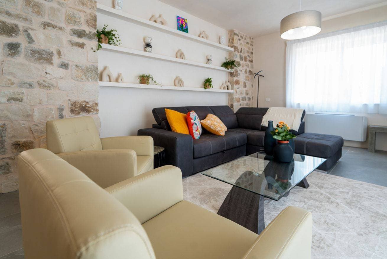 Foto 3 von 71: Villa für 9 Personen mit Garten