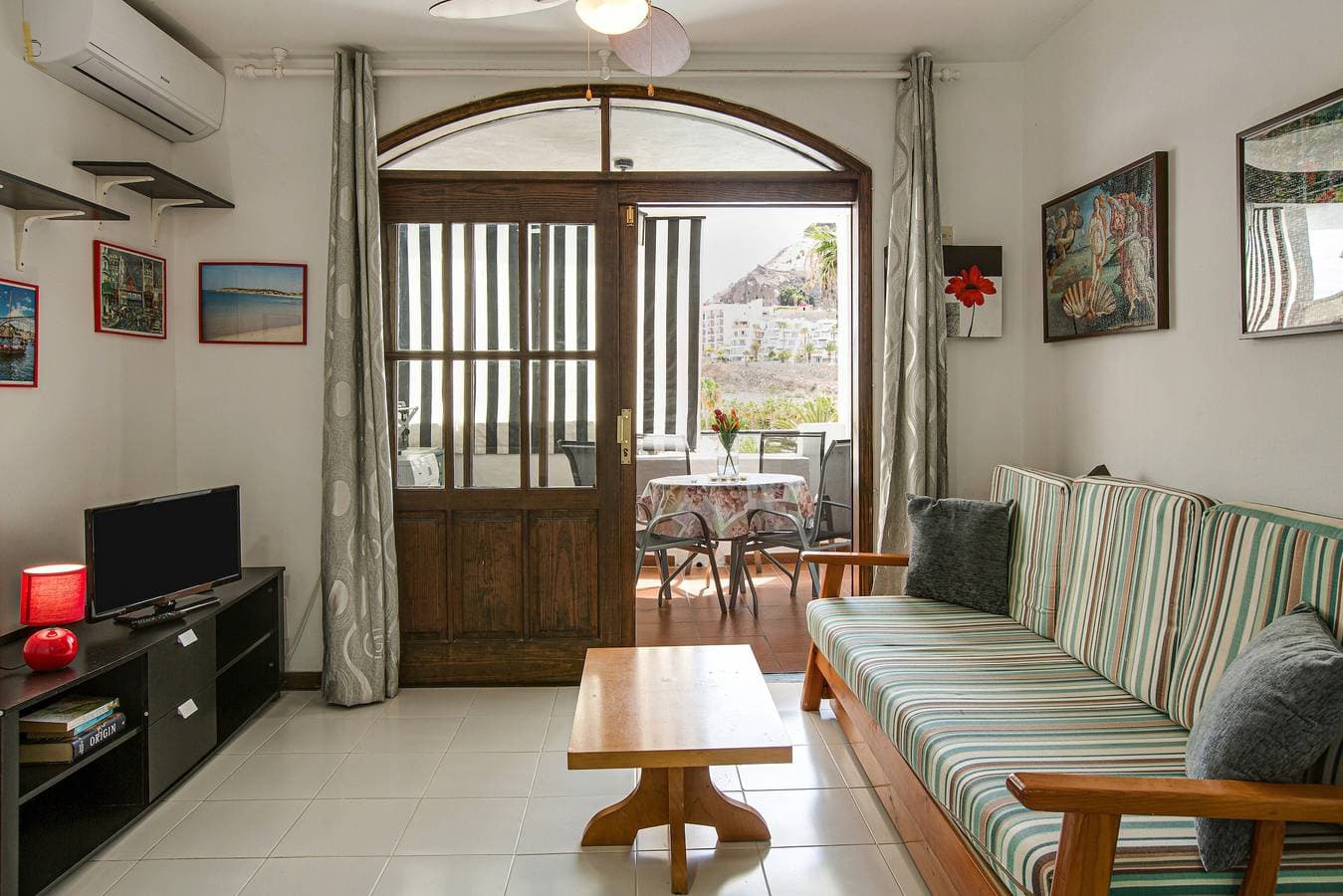 Foto 4 von 20: Ferienwohnung "Villa Amanda" mit Meerblick, Pool, WLAN, Klimaanlage & Terrasse