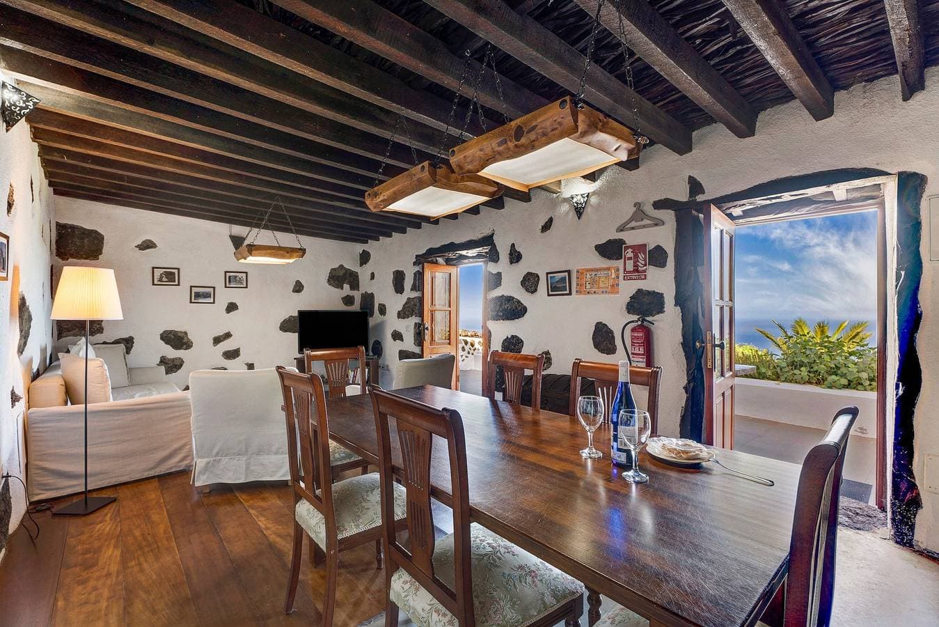 Foto 8 von 25: Ferienhaus 'El Lagar' mit Meerblick, Gemeinschaftsterrasse und WLAN