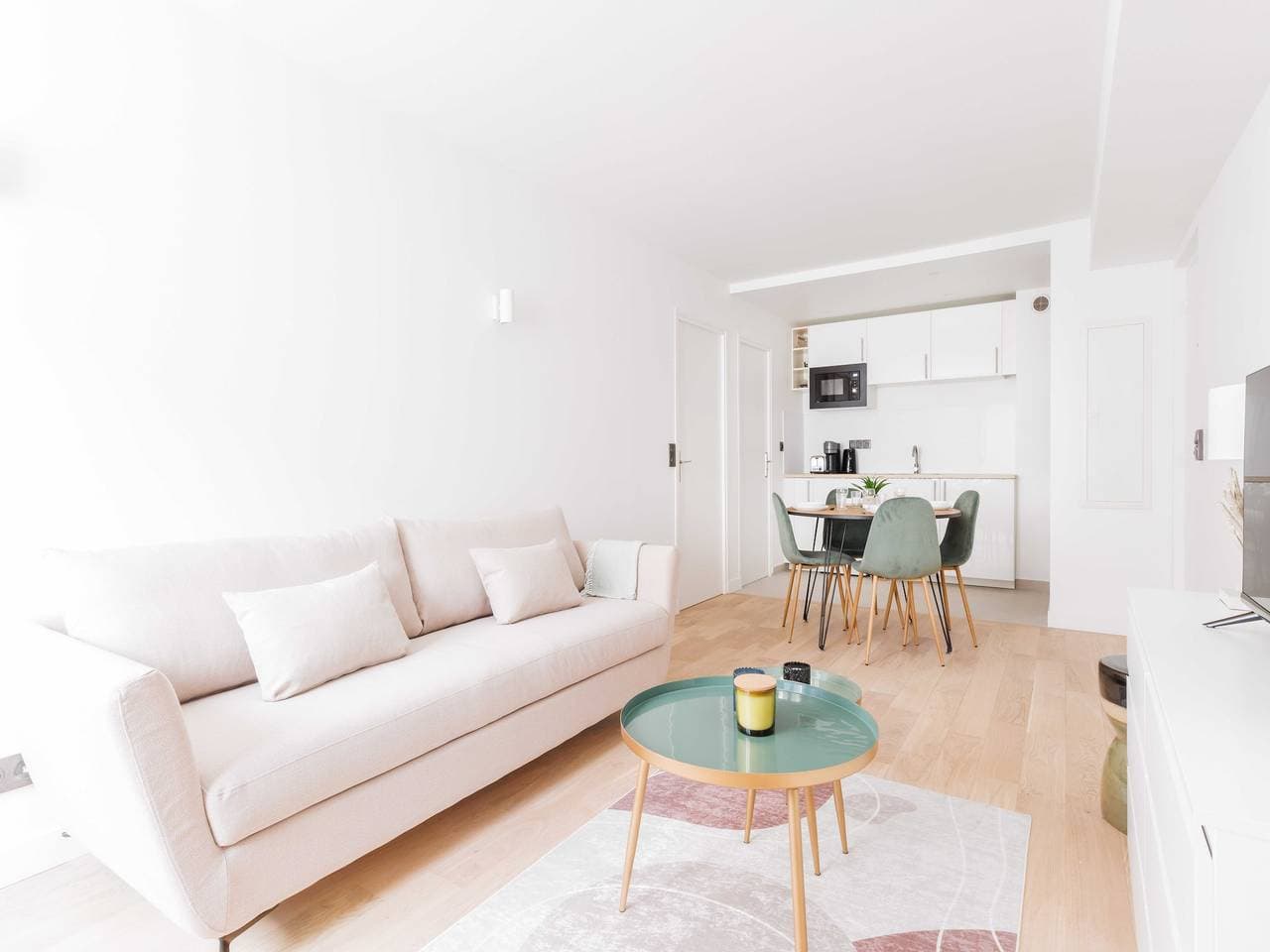 Ruhige Wohnung 6P/2Br - Puteaux / La Défense 1