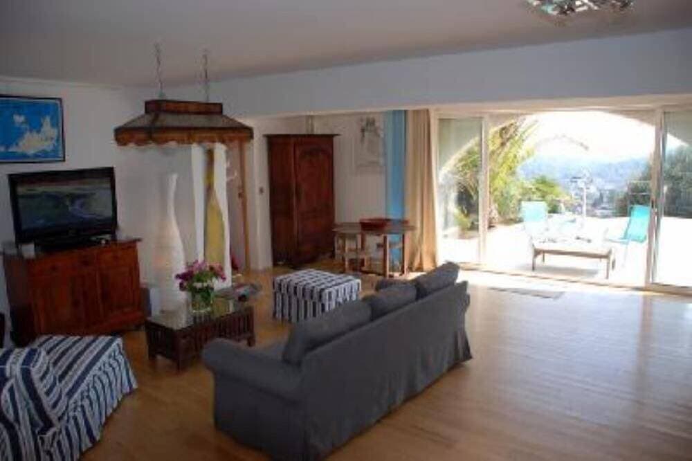 Foto 13 von 30: Zeitgenössische Villa mit Meerblick und Infinity-Pool – Nähe Saint-Paul de Vence