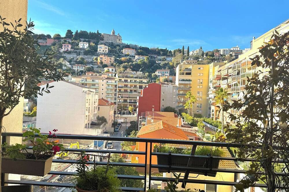 Foto 11 von 11: Magnifique Design T2, Confortable, Parking Gratuit
