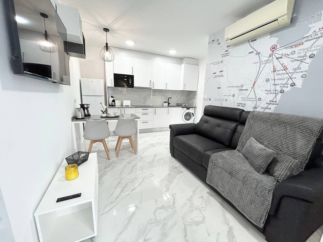 Foto 2 von 45: Ferienhaus 'Calle Ruidera 116' mit Gemeinschaftspool, privater Terrasse & WLAN