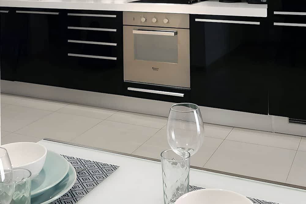Foto 12 von 16: Newly Renovated & Fully Equipped 2Bd Condo in Prime Location Sliema