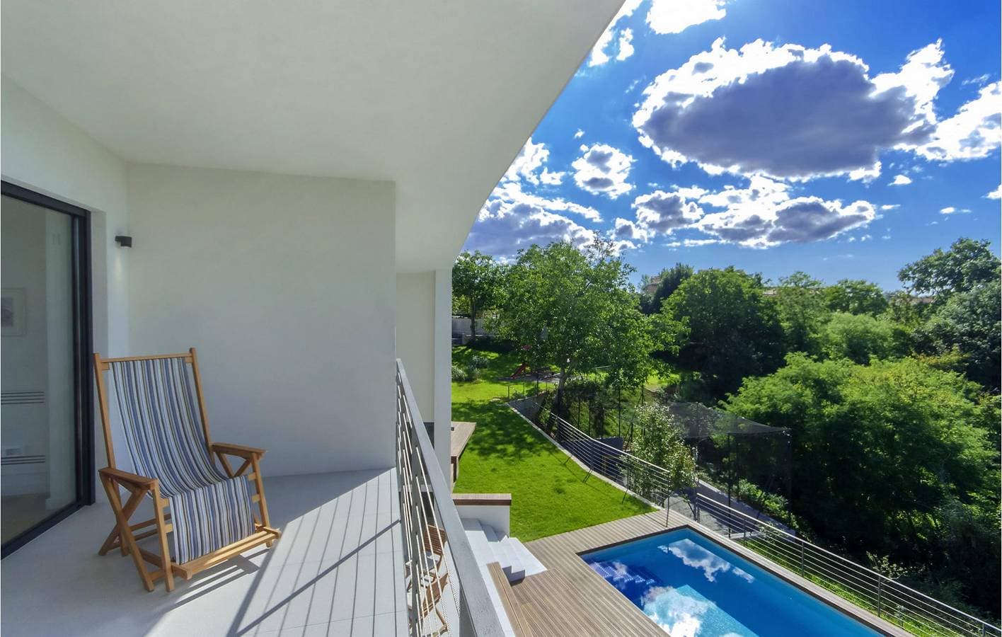 Foto 12 von 26: Geräumige 1-Zimmer-Wohnung mit Pool, WLAN und Parkplatz