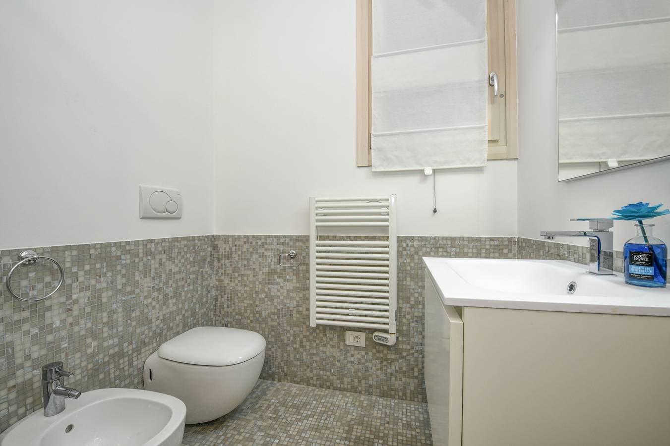 Foto 10 von 36: Caesar Sirmione Luxury Apartment