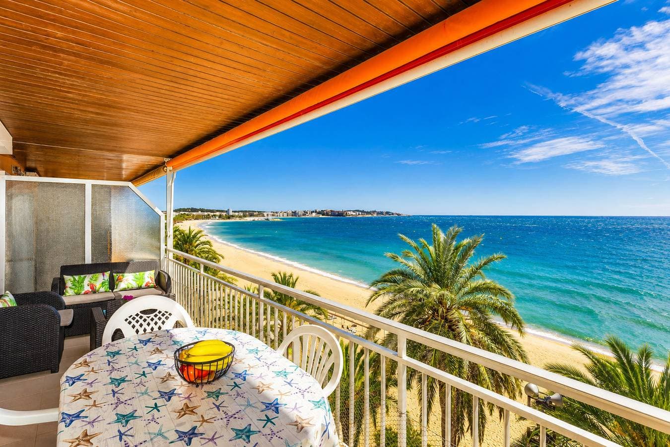 Corona Apartment 1