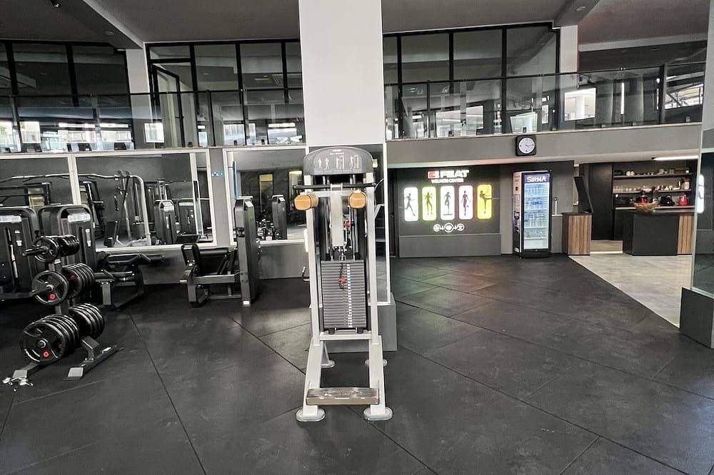 Foto 12 von 30: Spa, Gym, Pool, Netflix Included/Central/Spacious2