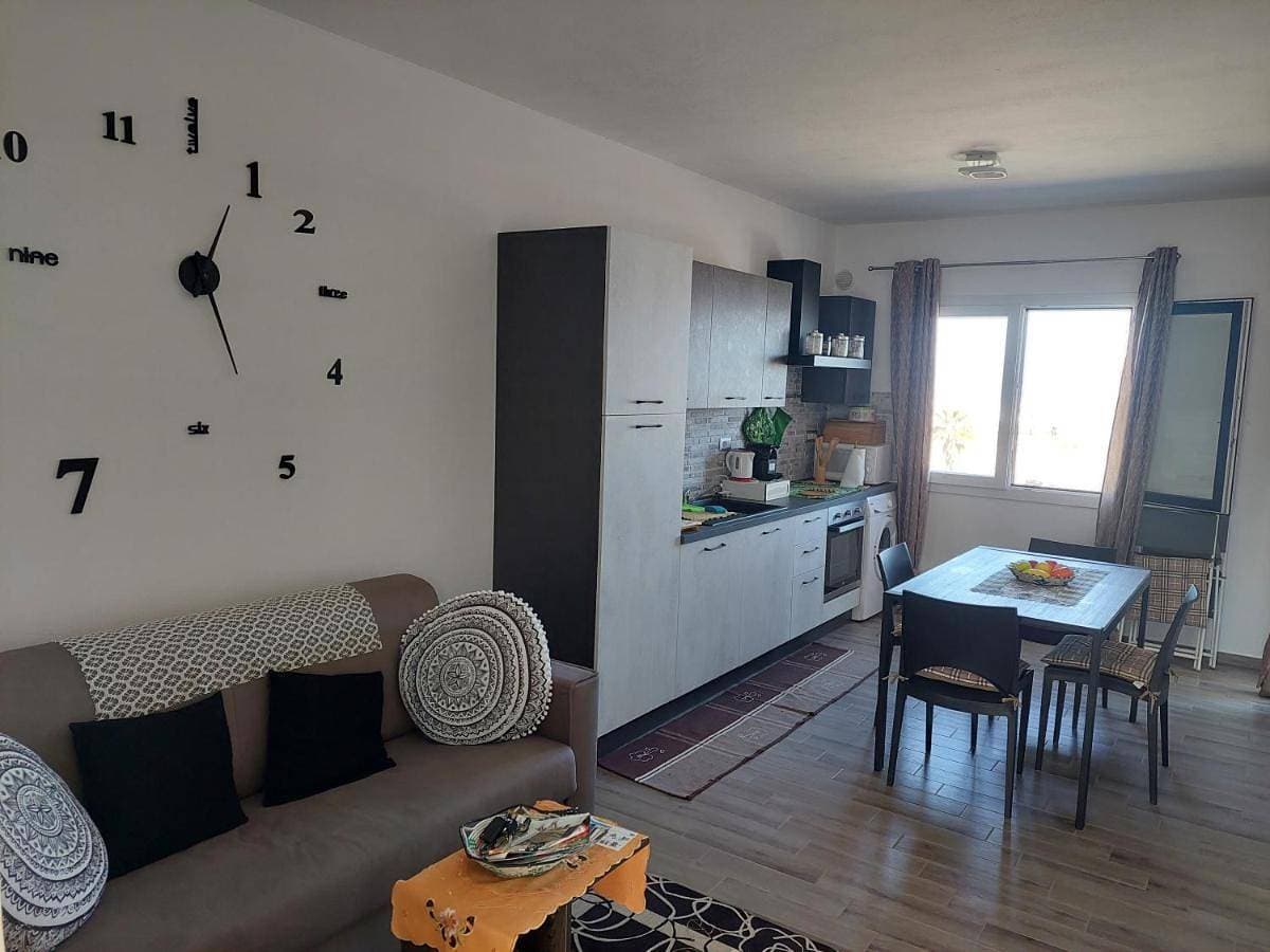 Foto 5 von 25: Two-Bedroom Apartment