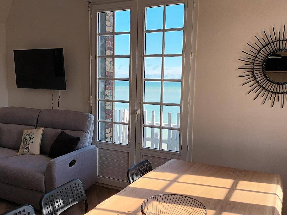 Foto 2 von 18: Three-Bedroom Apartment with Sea View