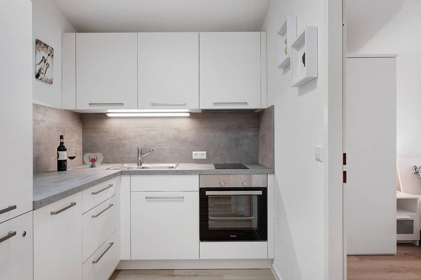 Foto 10 von 34: Ferienwohnung 'Lieblingsplatz Mit Innenpool' mit gemeinsamer Terrasse, gemeinsamem Garten und Wi-Fi