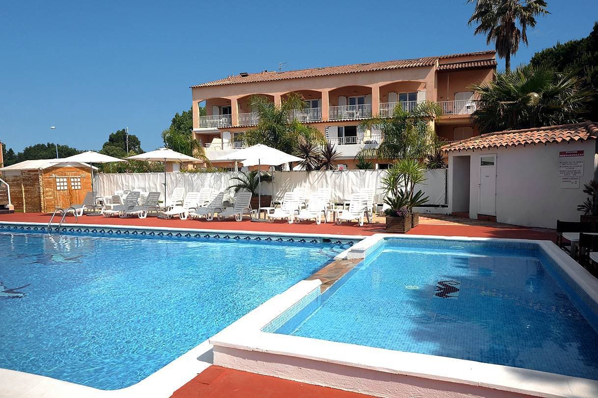 Studio 2 Personen, mit Geheiztem Pool und Tennisplatz zu 250 meter vom Strand 1