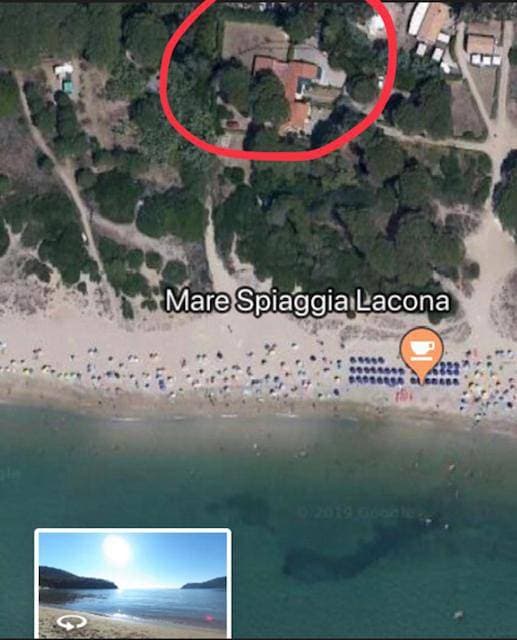 Monolocale sulla spiaggia di Lacona 1