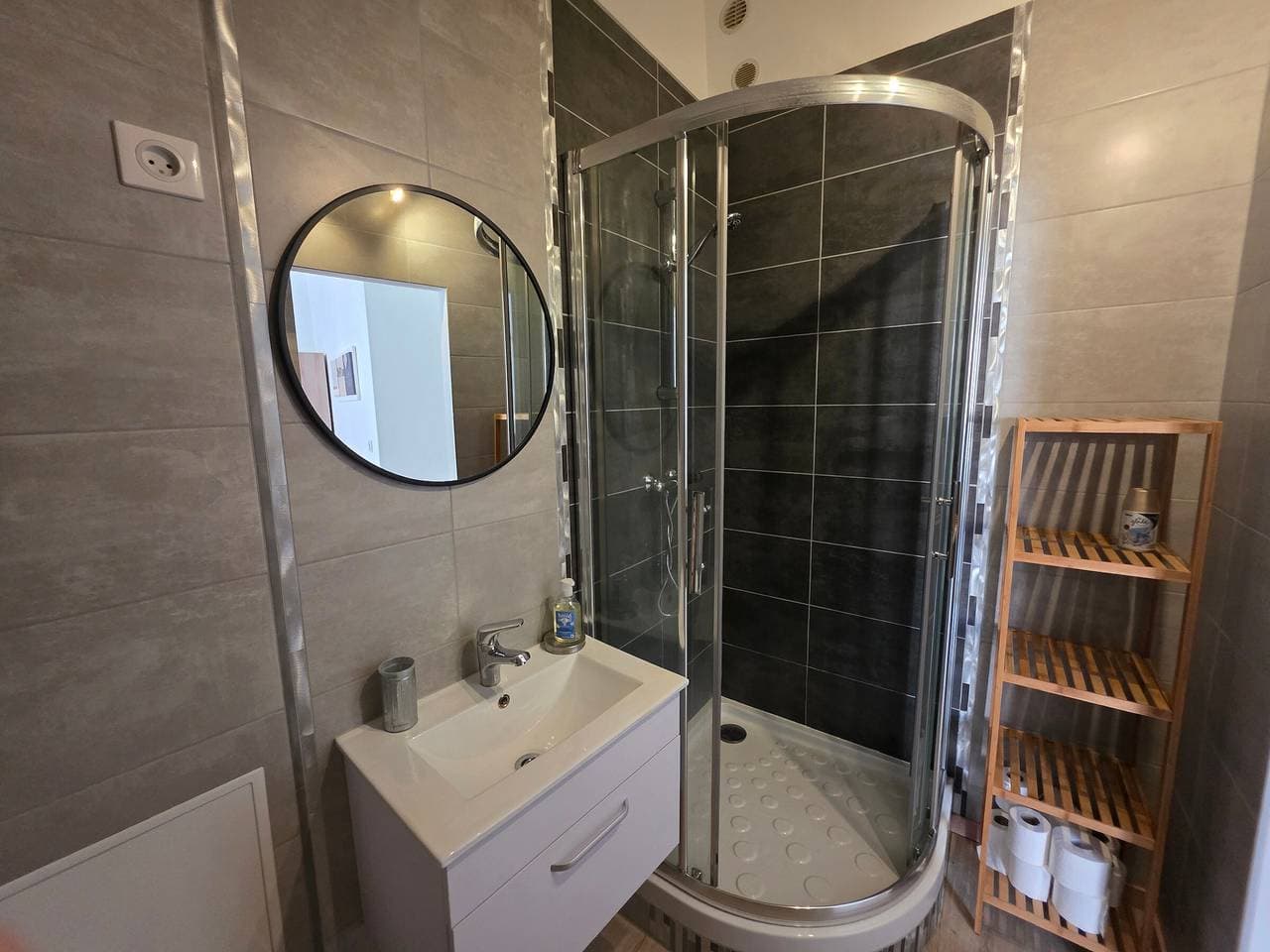 Foto 10 von 11: Gemütliches Studio im Herzen von Luxeuil - 1 Pers.