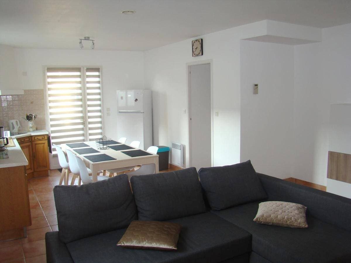 Foto 5 von 17: Two-Bedroom Apartment