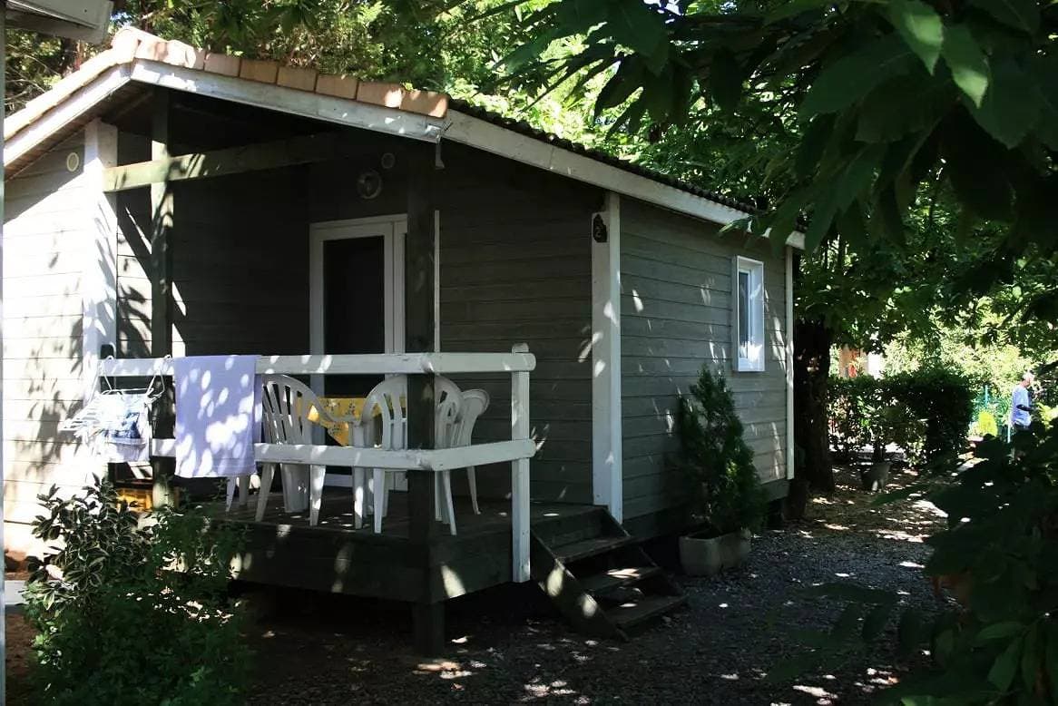 Foto 9 von 37: Chalet Abeille  mercredi a mecredi en saison 4 Personen