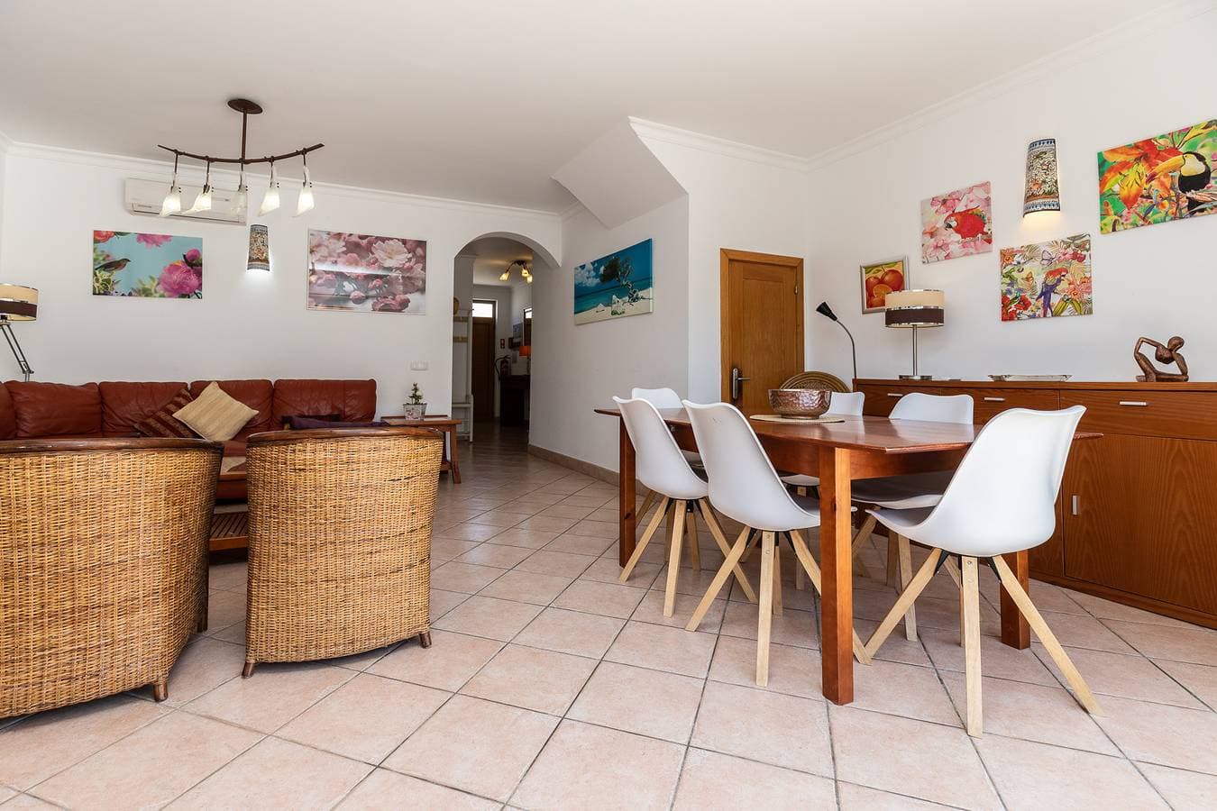 Foto 10 von 34: Villa with 3 bedrooms only 100m from the beach with patio by AlgarveManta (41V3)