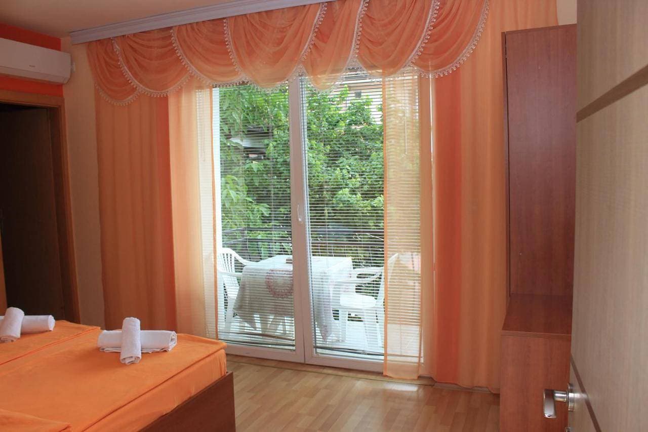 Foto 7 von 8: Double Room with Balcony