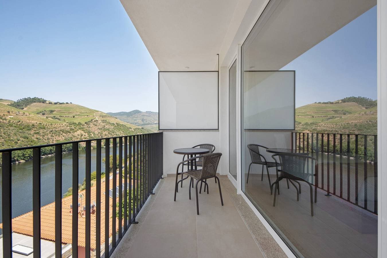 Foto 2 von 18: Unterkunft in einer Ferienanlage 'Quinta Da Pedra Caldeira G' mit Bergblick, Wi-Fi und Klimaanlage