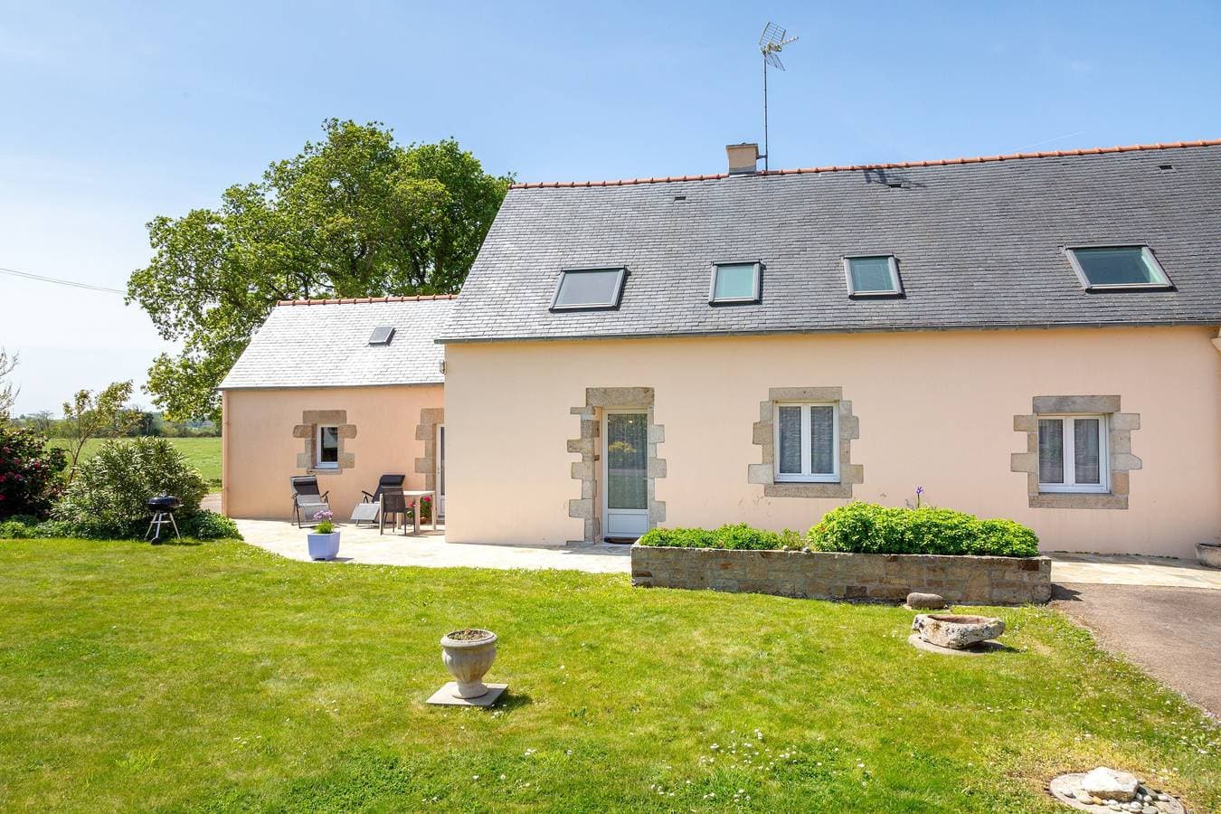 Plain-pied En Rez-de-jardin 1