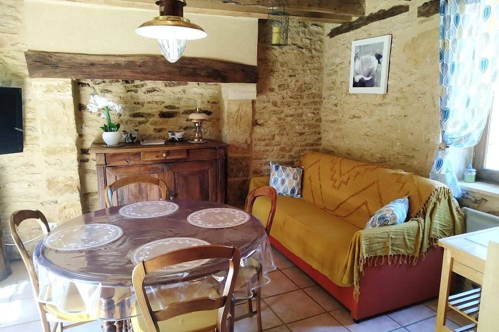 Foto 4 von 14: Authentisches kleines Périgord-Haus mit Salzwasserpool an den Toren von Sarlat
