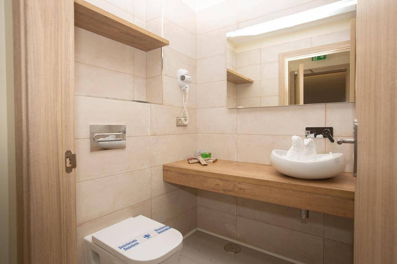 Foto 6 von 19: Double Room with Spa Bath