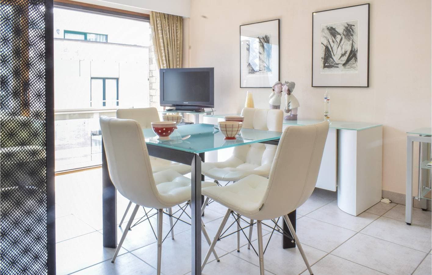 Foto 4 von 17: Ferienwohnung für 4 Personen mit Terrasse