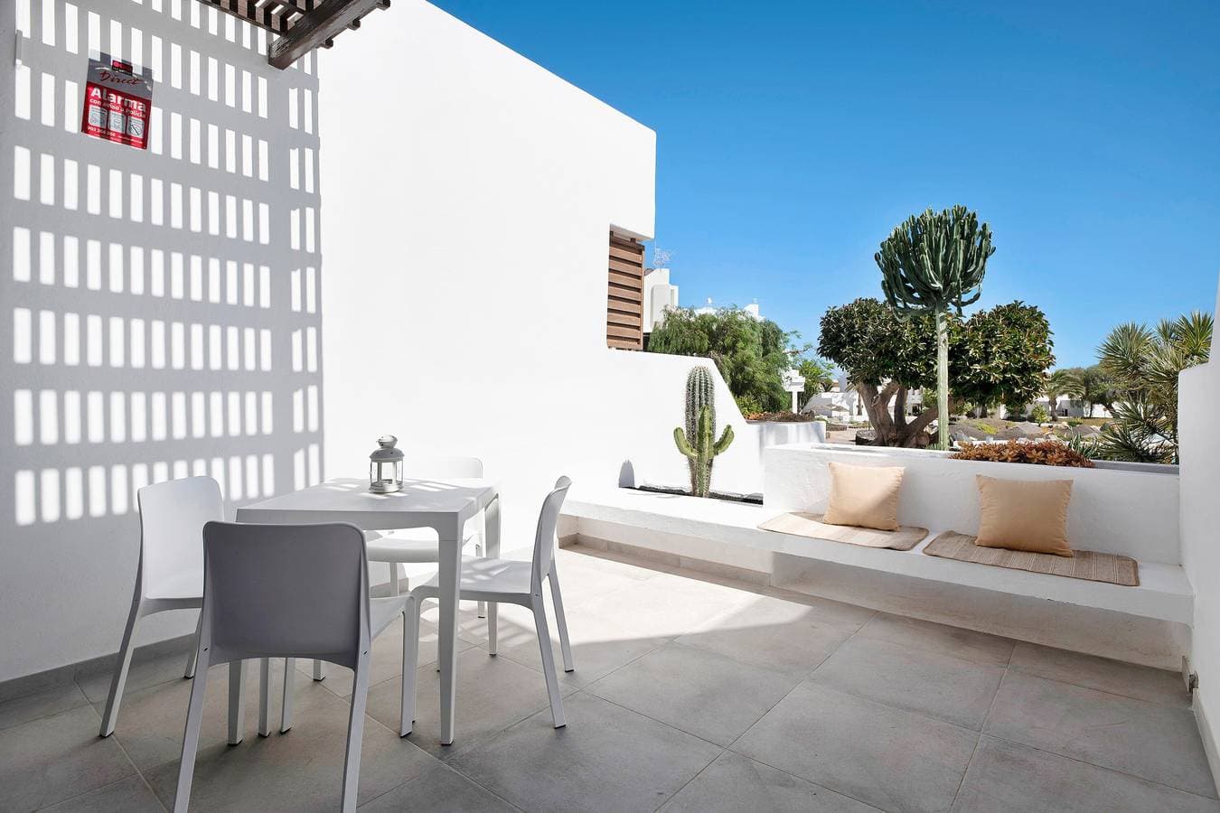 Foto 3 von 23: Studio Calimar Los Molinos mit Pool, WLAN und Terrasse