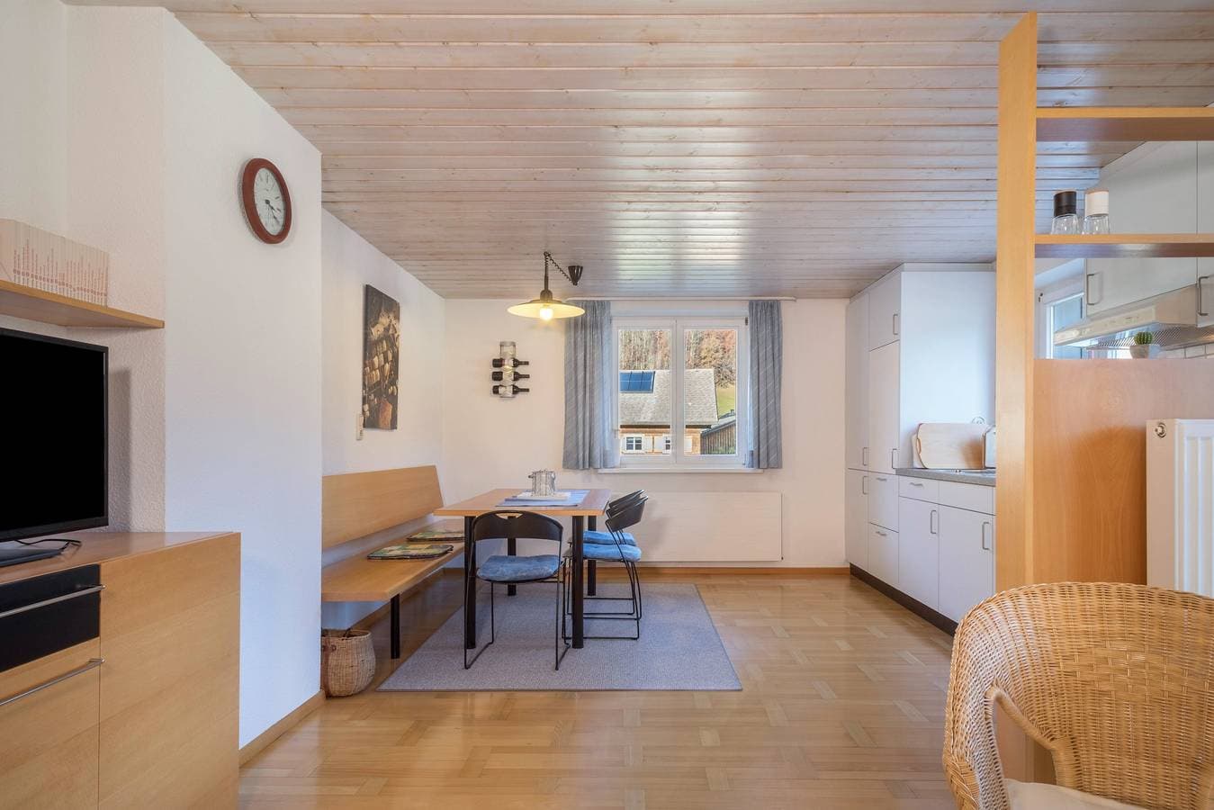 Foto 10 von 24: Ferienwohnung Kanisfluhblick mit Bergblick, Balkon und WLAN