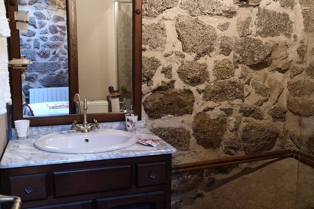 Foto 6 von 30: Casas Rurales Paredes / La Fragua