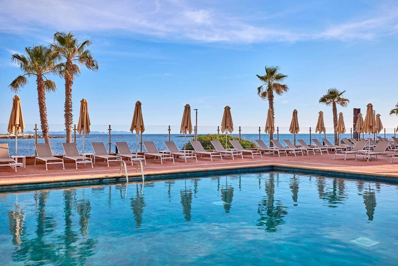 Universal Hotel Romantica 1