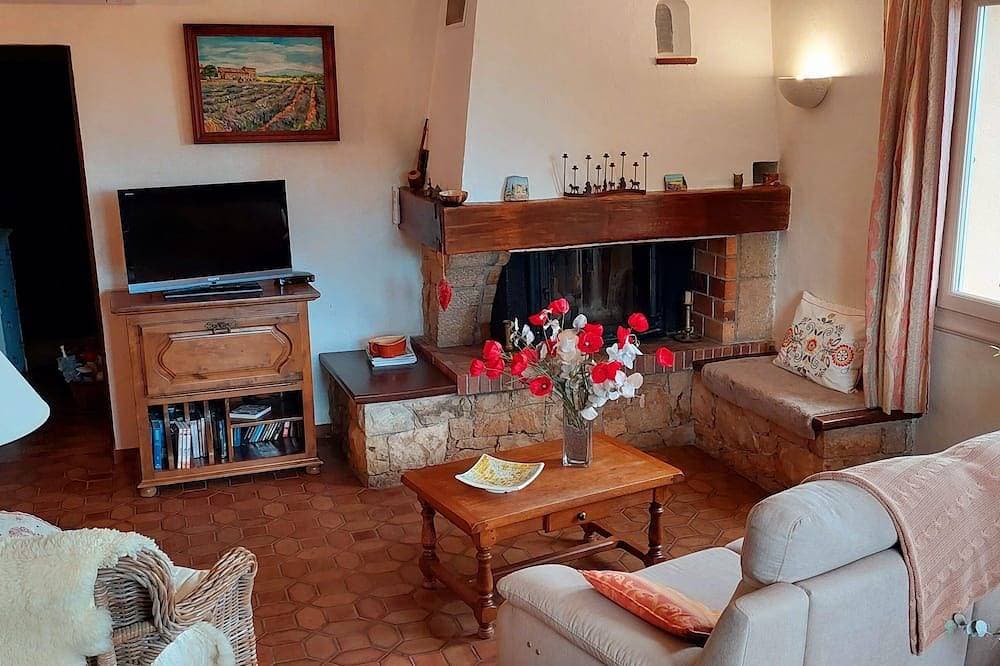 Foto 7 von 26: Schöne Villa zu vermieten in üppigem Grün