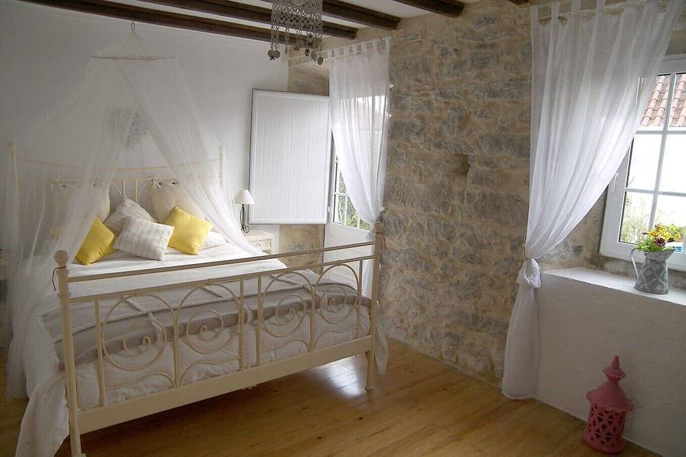 Foto 2 von 30: Romantische Villa w / Terrasse und Pool, absolute Privatsphäre