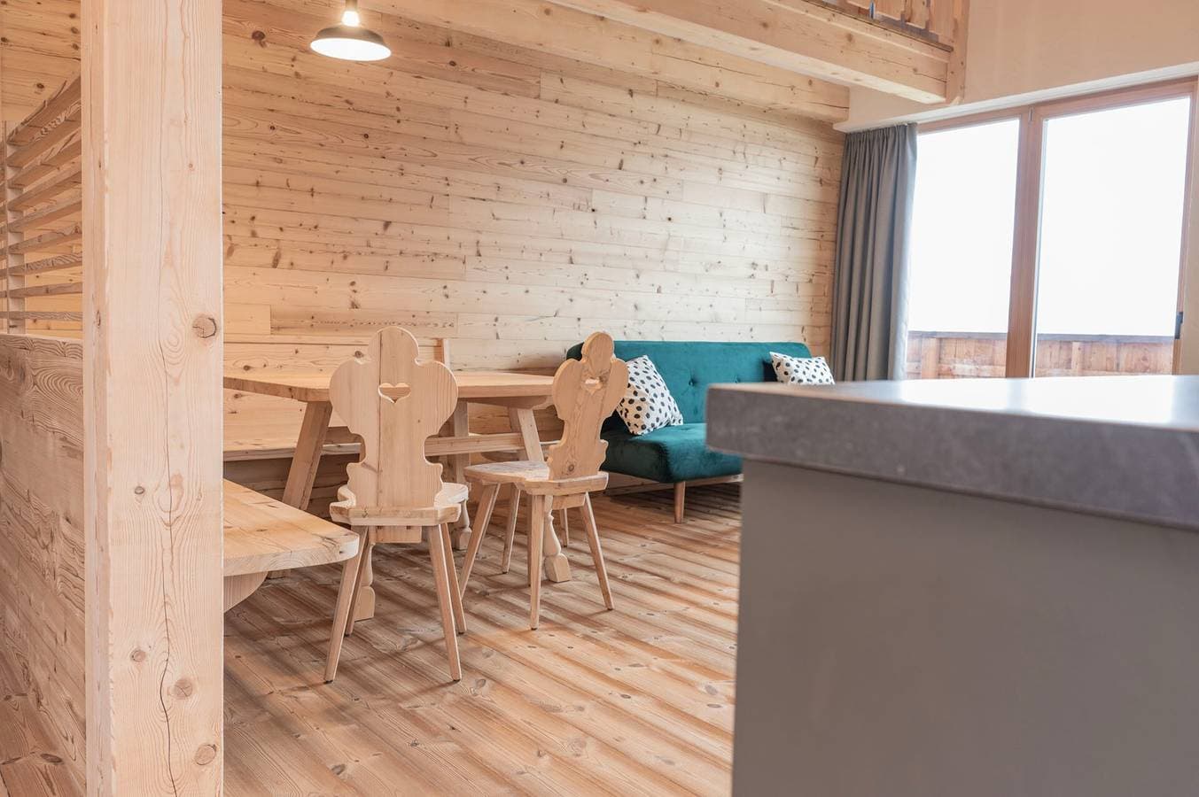 Foto 12 von 39: Ferienwohnung 'Peunt' mit Bergblick, Gemeinschaftsterrasse und Wi-Fi