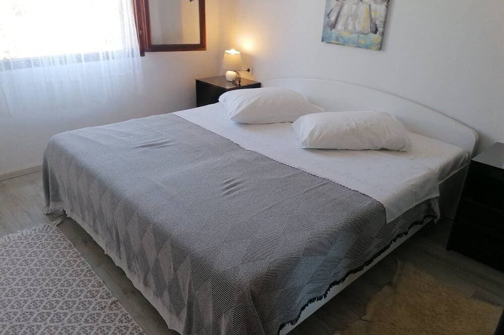 Foto 2 von 15: 1-Zimmer-Ferienwohnung mit Terrasse Dajla, Novigrad