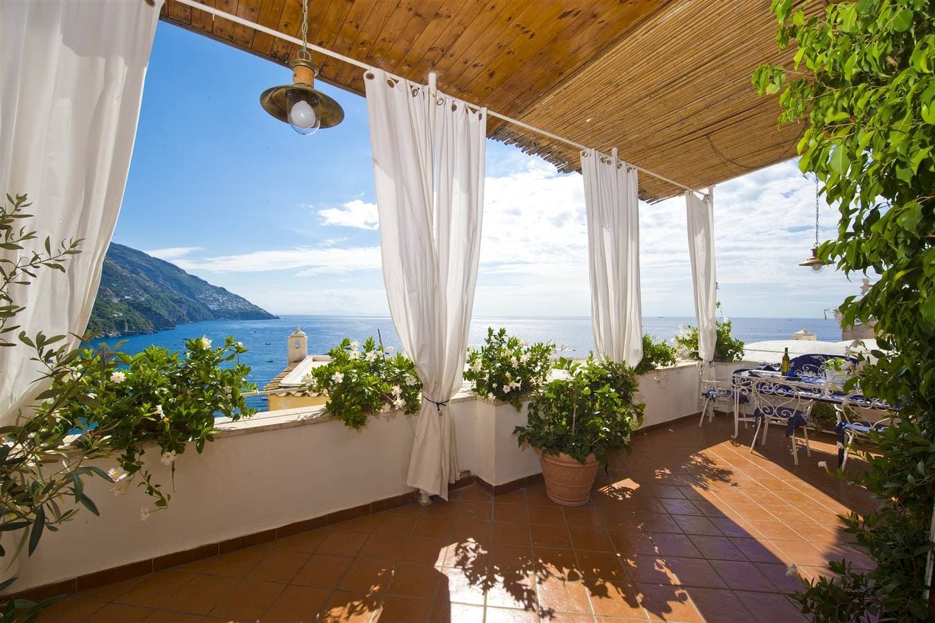 Foto 4 von 47: Villa für 6 Personen mit Terrasse