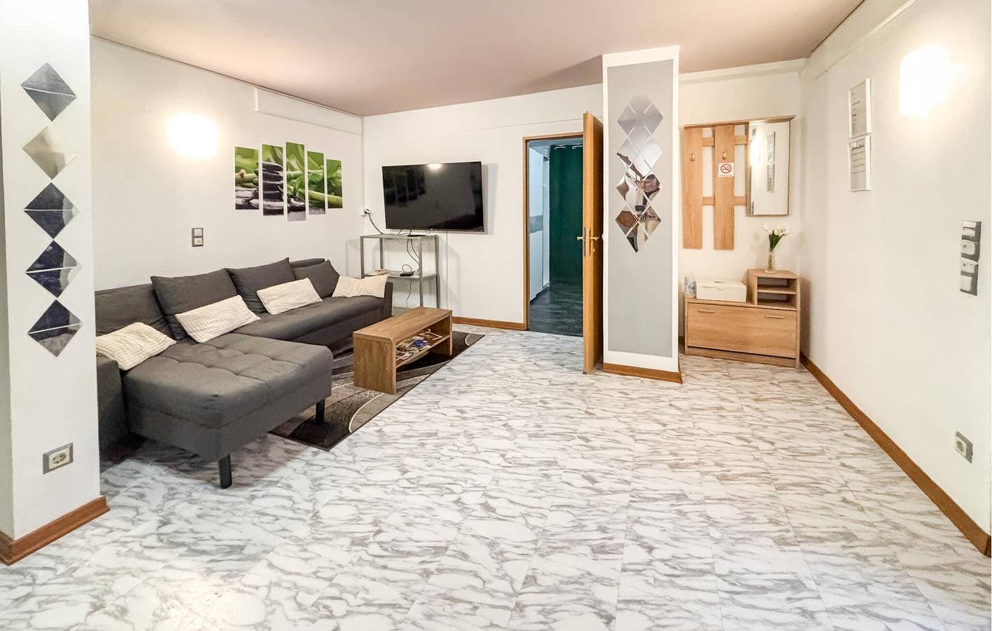 Foto 5 von 30: Gemütliche Ferienwohnung mit Terrasse, WLAN, Parkplatz und 1,5 km zum Strand