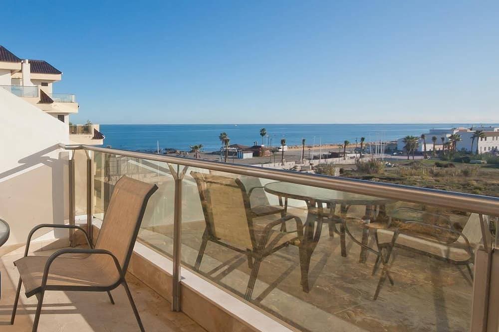 Marina del Castillo 236 1