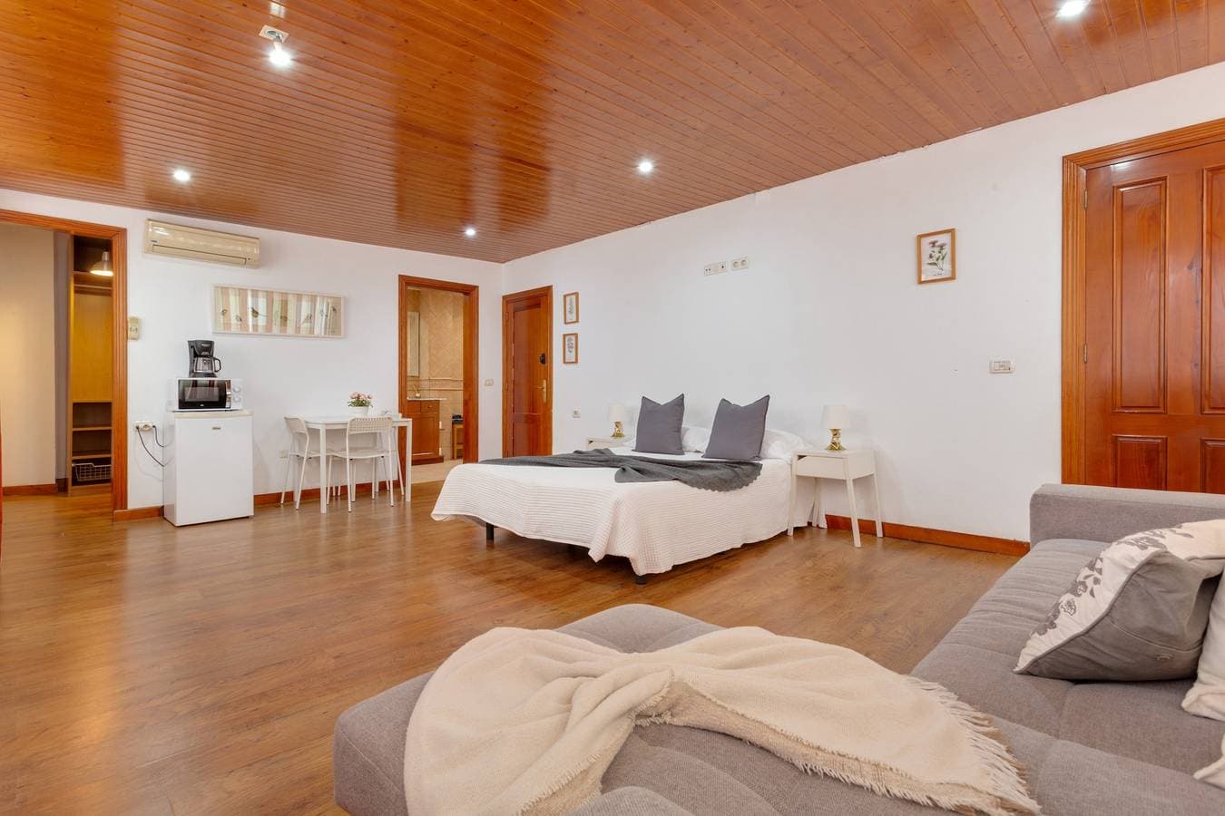Foto 3 von 23: Studio „Zimmer im Zentrum mit Bad“ mit WLAN in Santa Cruz de Tenerife