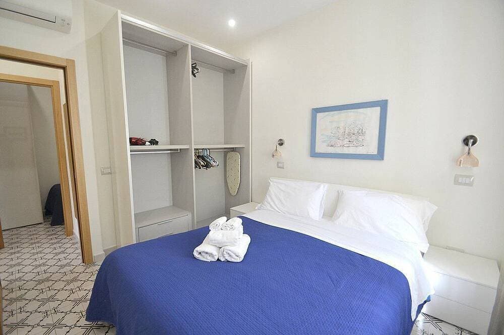 Foto 3 von 30: Villa Elicona E: A welcoming apartment situated in a central location, at a short distance from the Cathedral of Ravello, with Free Wi-Fi.