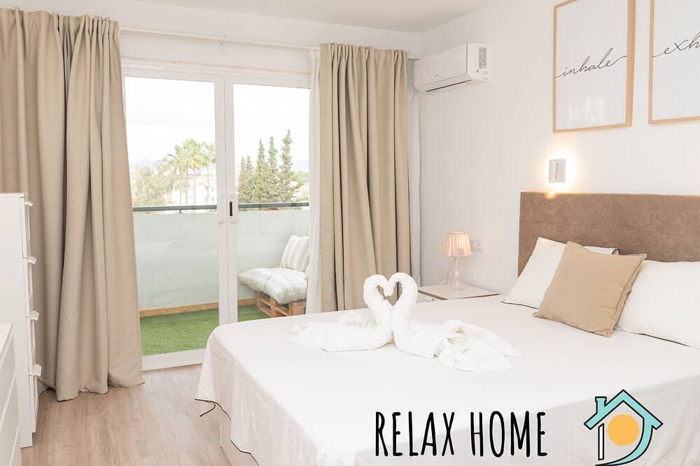 New Apt Relax Home 150 meters from the beach, WIFI and Pool 1