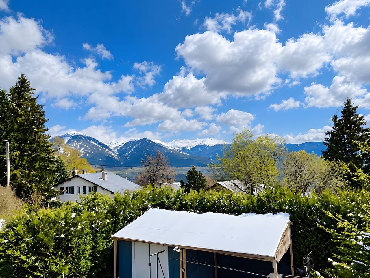 Foto 4 von 17: Ferienhaus 'Chambre Pour 3 Au RDChaussée' mit Bergblick, Gemeinschaftsterrasse & WLAN