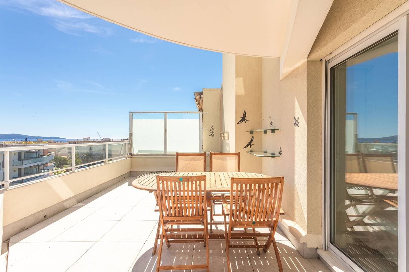 Foto 12 von 26: 2-Zimmer-Apartment mit Meerblick, Terrasse, Balkon und Klimaanlage